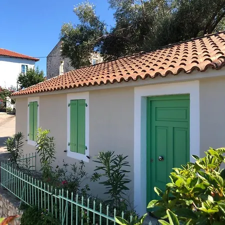 Penelope - Sea View House דירה *